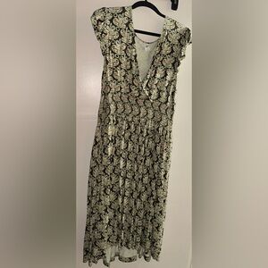 Kate Quinn floral snakes flutter sleeve dress